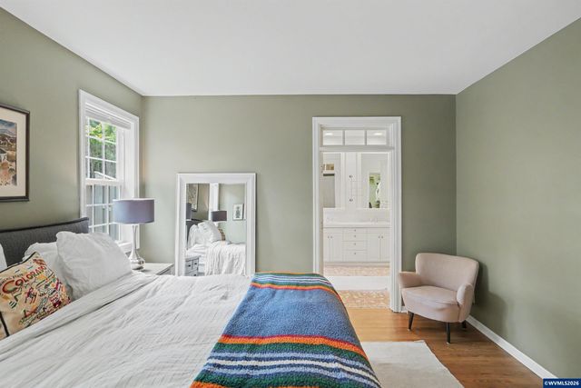 3374 Augusta National Dr S, Salem, OR 97302