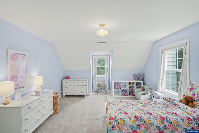 3374 Augusta National Dr S, Salem, OR 97302
