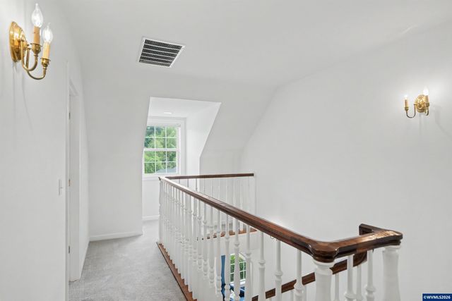 3374 Augusta National Dr S, Salem, OR 97302