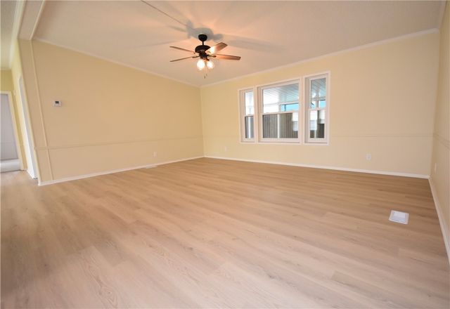 464 Canterbury Circle, Collier Twp, PA 15106