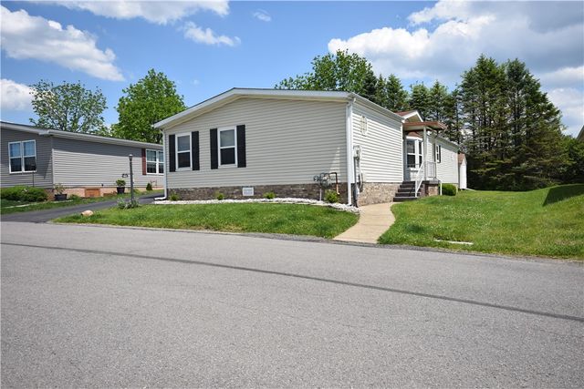 464 Canterbury Circle, Collier Twp, PA 15106