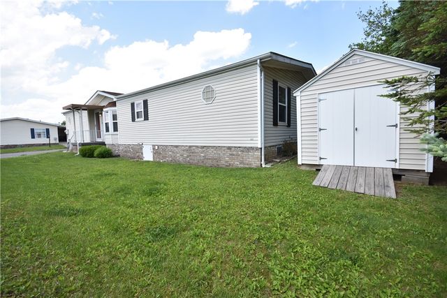 464 Canterbury Circle, Collier Twp, PA 15106