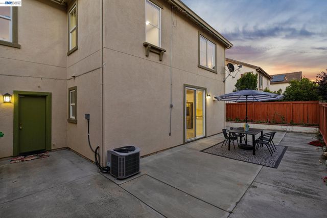 34102 Zaner Way, Union City, CA 94587