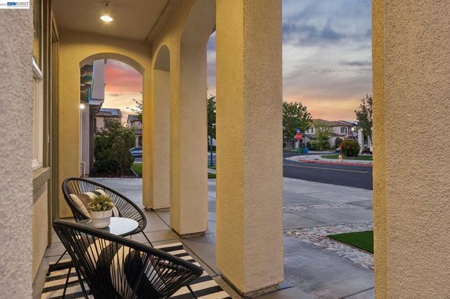 34102 Zaner Way, Union City, CA 94587