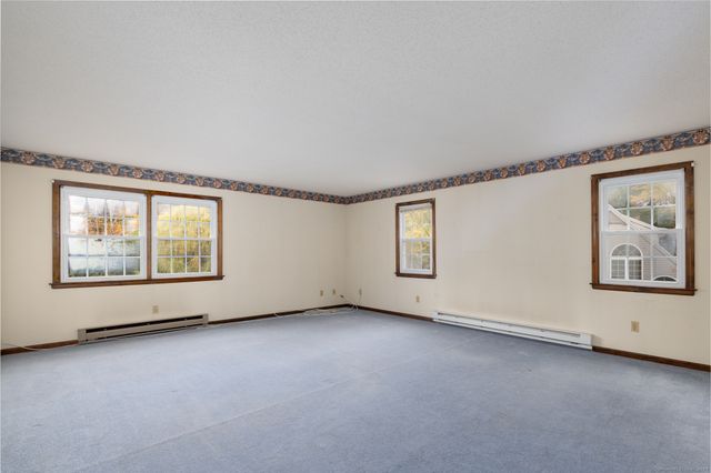 6 El Toro Drive, Bristol, CT 06010