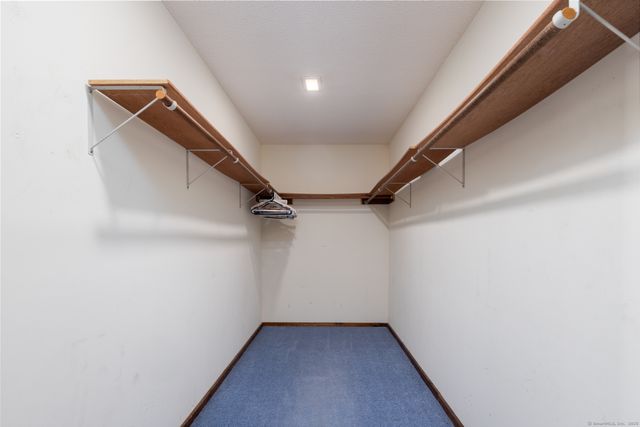 6 El Toro Drive, Bristol, CT 06010