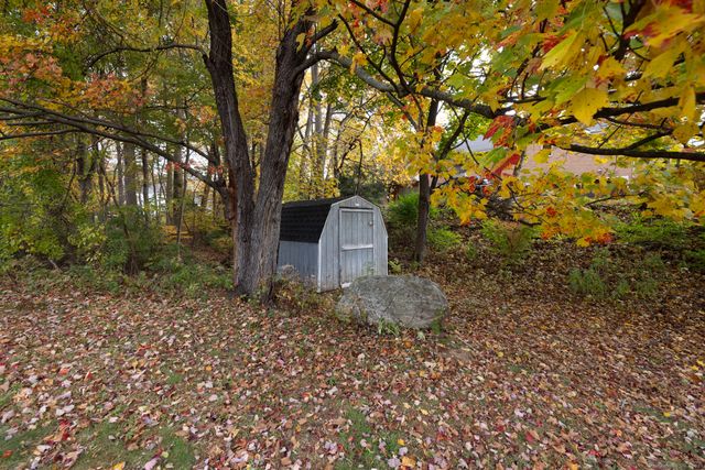 6 El Toro Drive, Bristol, CT 06010