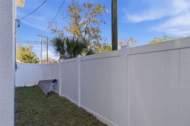 4755 11TH AVENUE S, St Petersburg, FL 33711