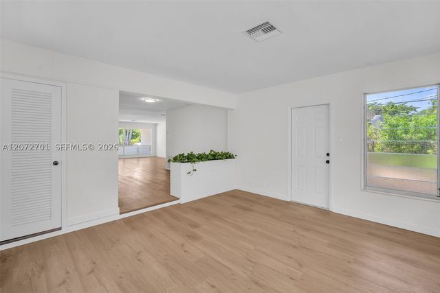 409 NW 17th Ave, Fort Lauderdale, FL 33311