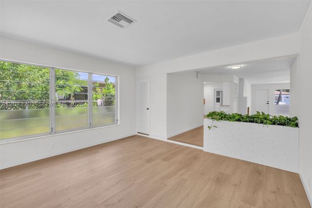 409 NW 17th Ave, Fort Lauderdale, FL 33311