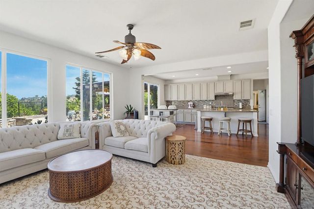7480 Eastridge Drive, La Mesa, CA 91941