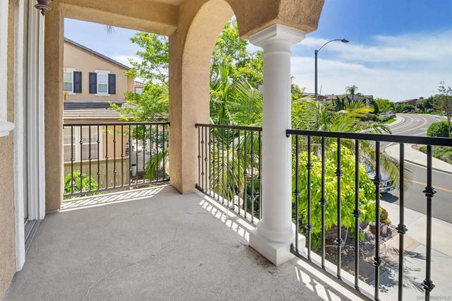 7480 Eastridge Drive, La Mesa, CA 91941