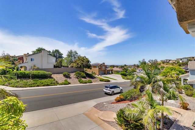 7480 Eastridge Drive, La Mesa, CA 91941