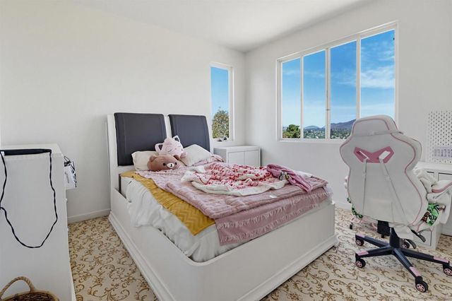 7480 Eastridge Drive, La Mesa, CA 91941