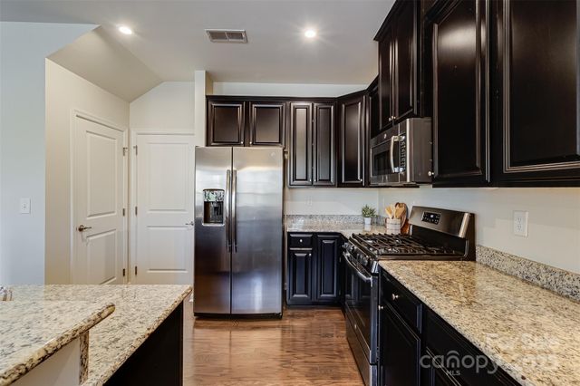 3108 Major Samuals Way, Charlotte, NC 28208