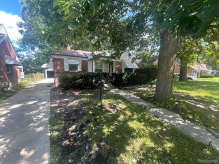 19412 SUSSEX Street, Detroit, MI 48235