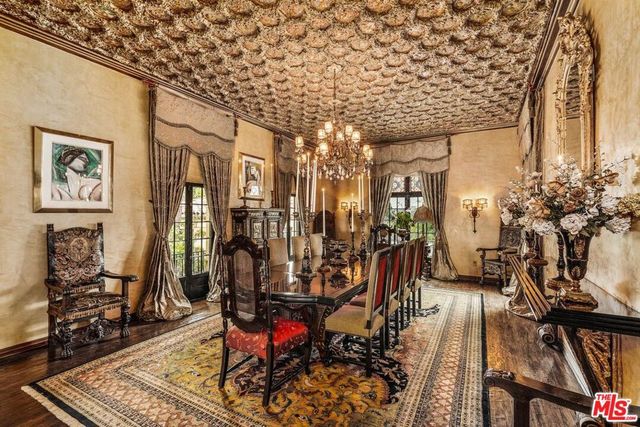 4320 Cedarhurst Circle, Los Angeles, CA 90027