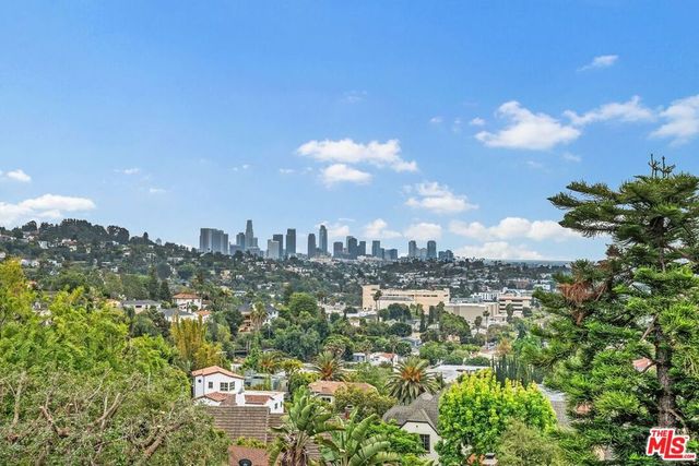 4320 Cedarhurst Circle, Los Angeles, CA 90027