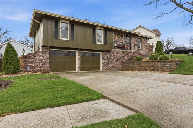 3416 S Maybrook Avenue, Independence, MO 64055