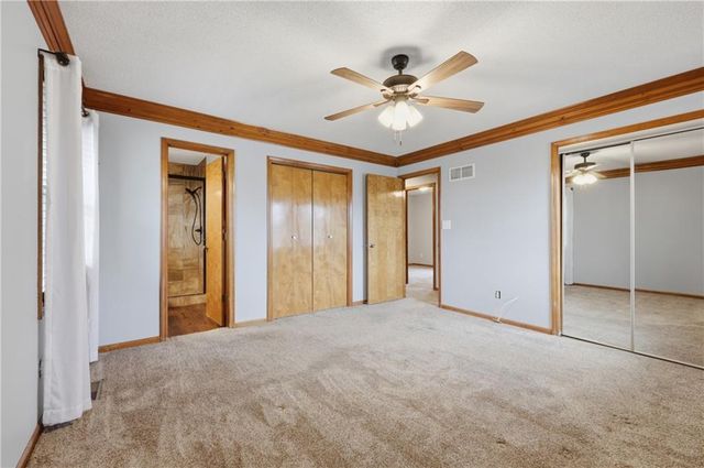 3416 S Maybrook Avenue, Independence, MO 64055