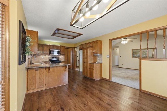 3416 S Maybrook Avenue, Independence, MO 64055