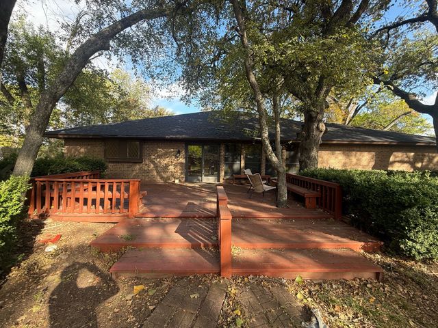 111 Juniper Street, Mansfield, TX 76063