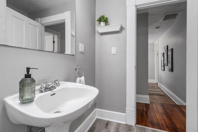 783 Kerr Street, Columbus, OH 43215