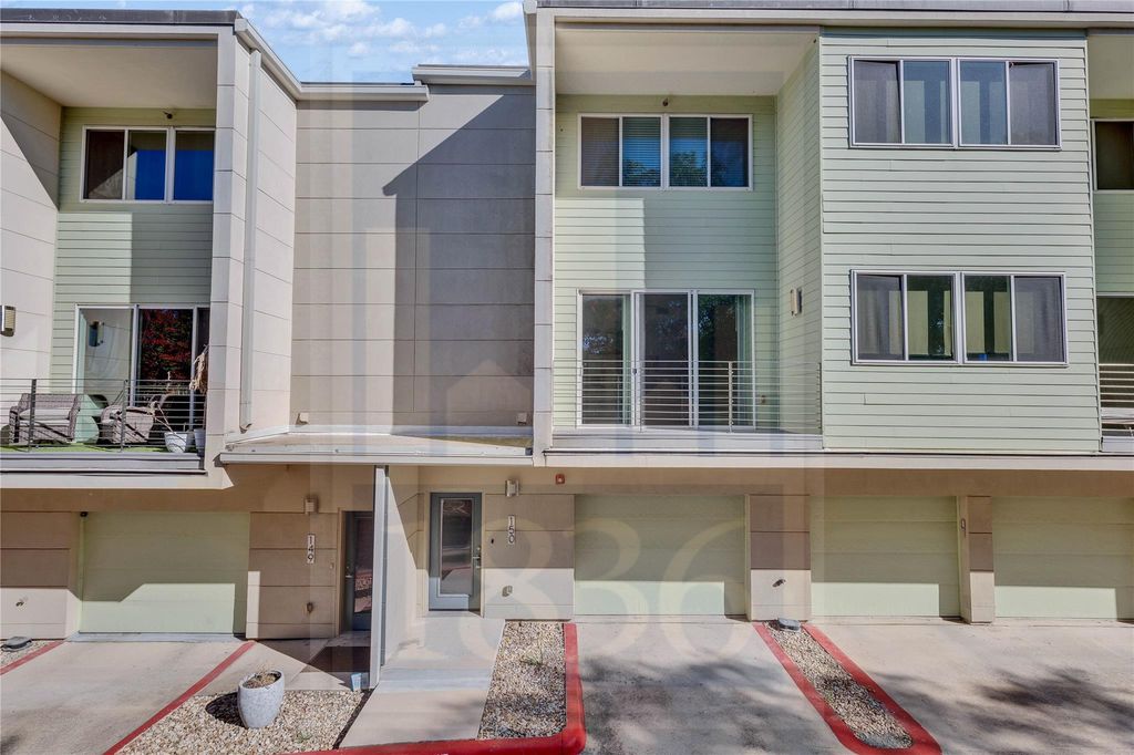 604 N Bluff DR 150, Austin, TX 78745