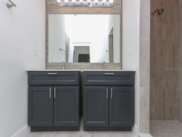 2831 W LIVINGSTON STREET, Orlando, FL 32805