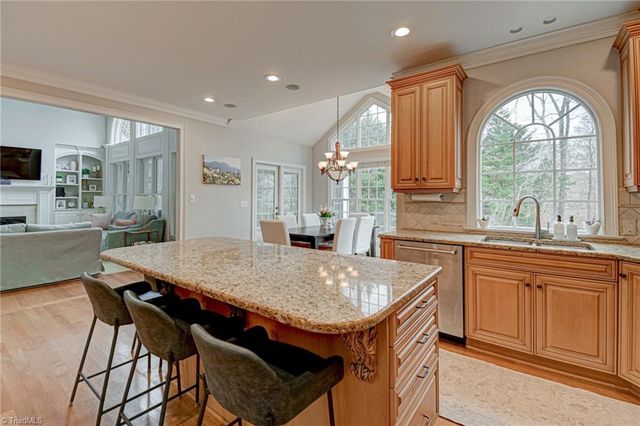 230 Ashbourne Lake Court, Clemmons, NC 27012