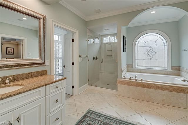 230 Ashbourne Lake Court, Clemmons, NC 27012