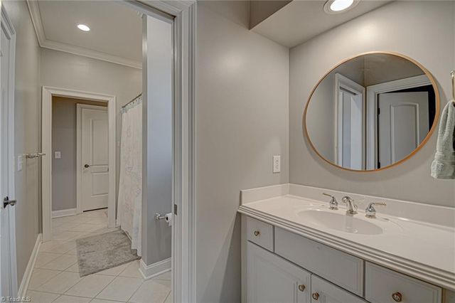 230 Ashbourne Lake Court, Clemmons, NC 27012