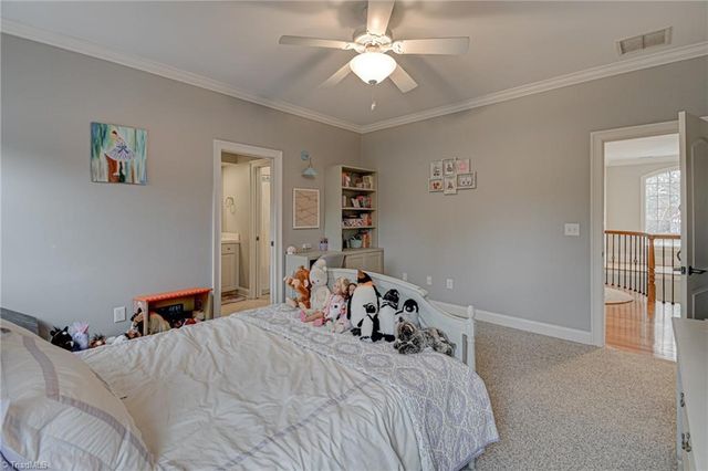 230 Ashbourne Lake Court, Clemmons, NC 27012