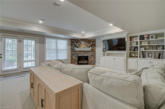 230 Ashbourne Lake Court, Clemmons, NC 27012