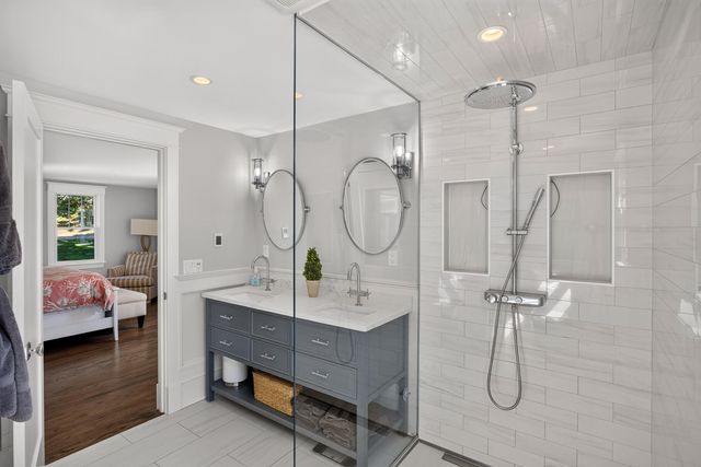 26 Hardings Beach Road, Chatham, MA 02633