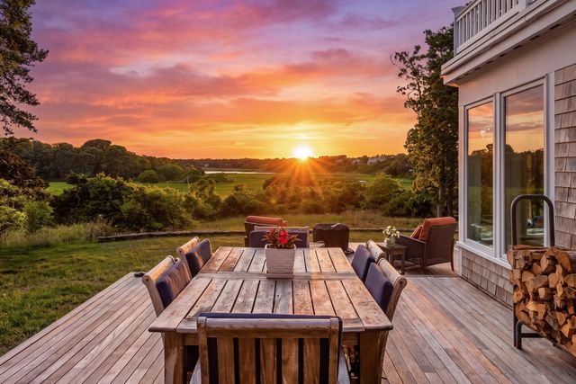26 Hardings Beach Road, Chatham, MA 02633
