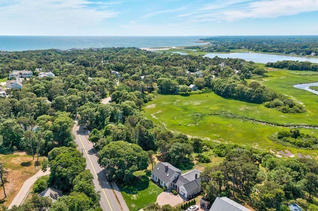 26 Hardings Beach Road, Chatham, MA 02633