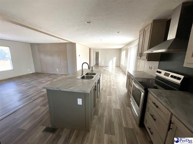 351 Jackson Street, Hartsville, SC 29550