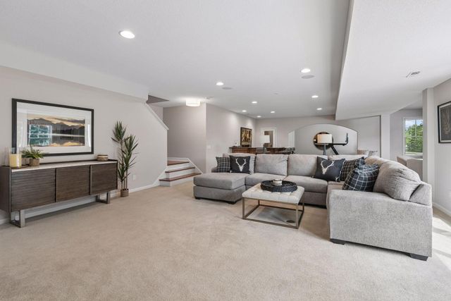 4629 Bluebell Trail N, Medina, MN 55340
