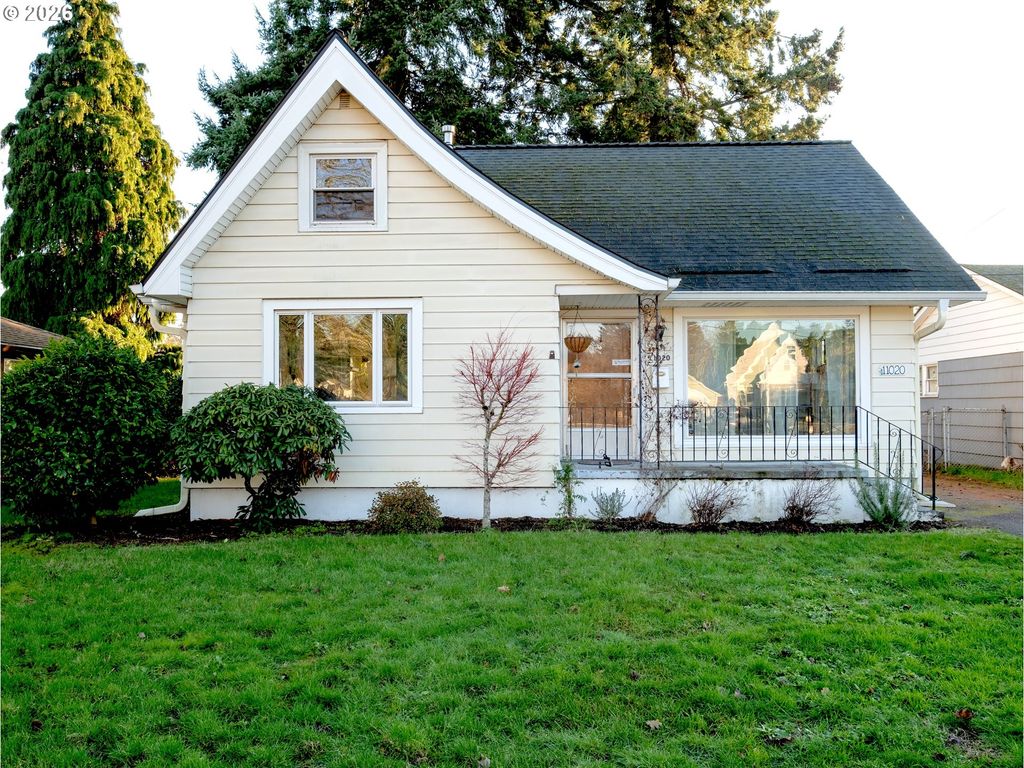 11020 Ne GLISAN St, Portland, OR 97220