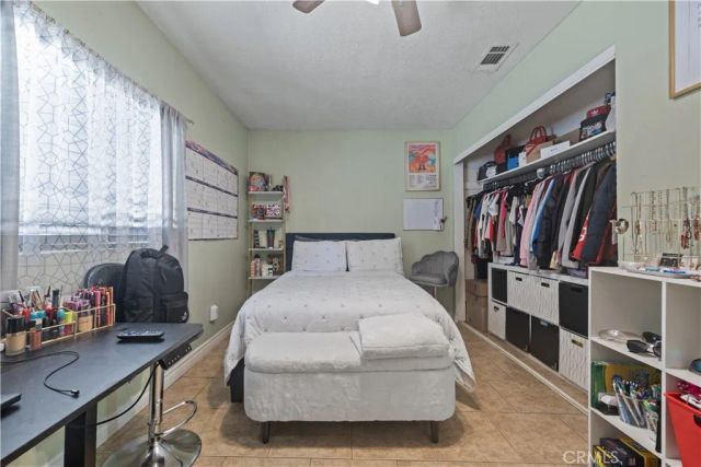 10070 Pyrite Avenue, Hesperia, CA 92345