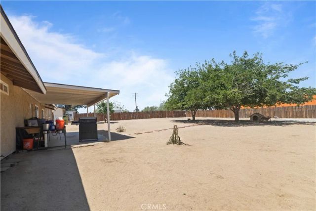 10070 Pyrite Avenue, Hesperia, CA 92345