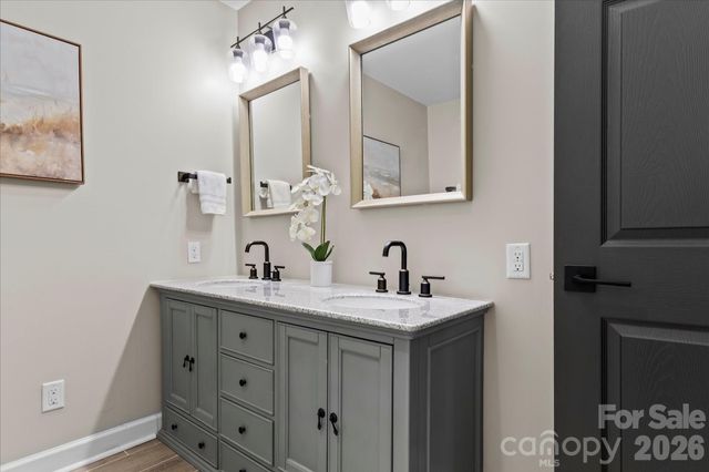 625 S Magnolia Street, Mooresville, NC 28115