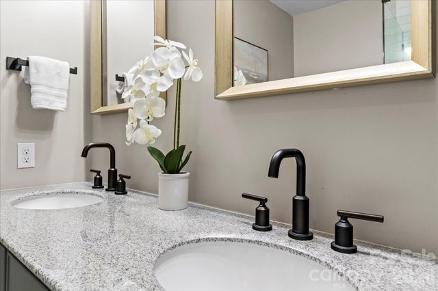 625 S Magnolia Street, Mooresville, NC 28115