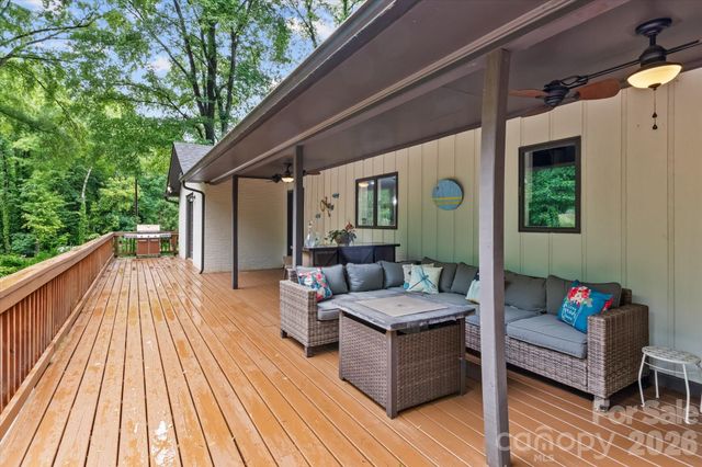 625 S Magnolia Street, Mooresville, NC 28115