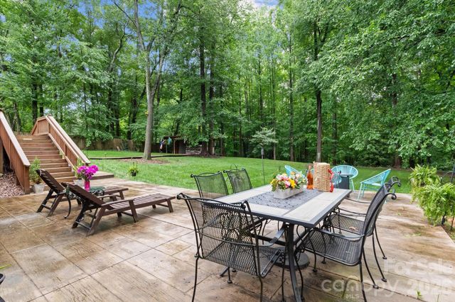 625 S Magnolia Street, Mooresville, NC 28115