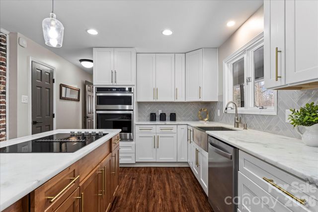 625 S Magnolia Street, Mooresville, NC 28115