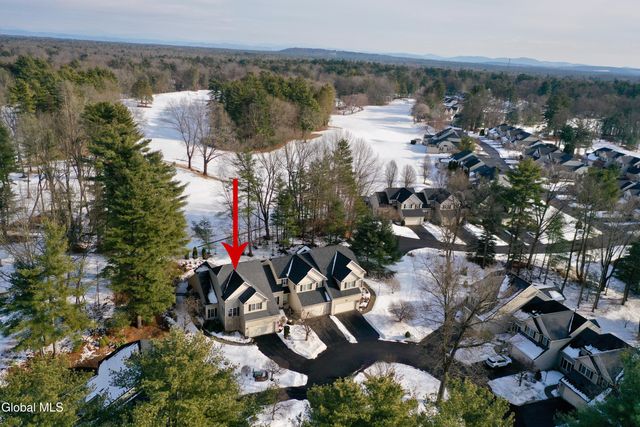 42 Donegal Way, Saratoga Springs, NY 12866