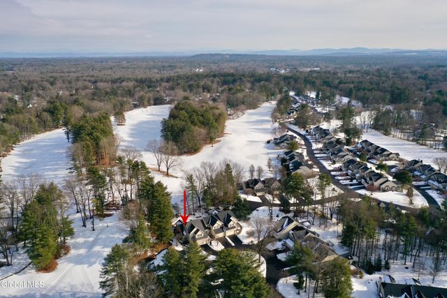 42 Donegal Way, Saratoga Springs, NY 12866