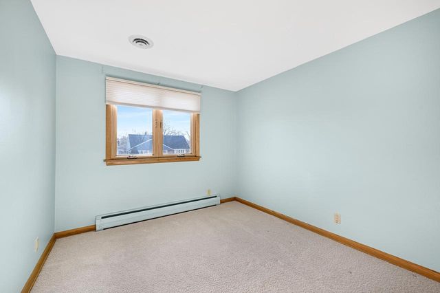 1704 Oak STREET, South Milwaukee, WI 53172